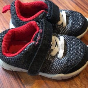 Infant Carter’s brand size 5 tennis shoes